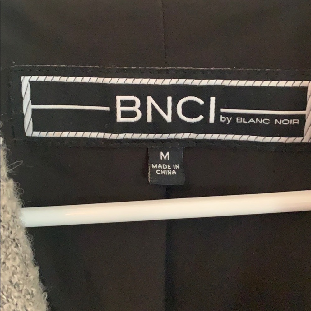 Jacket - Picture 2 of 7